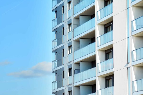 Contemporary,Residential,Building,Exterior,In,The,Daylight