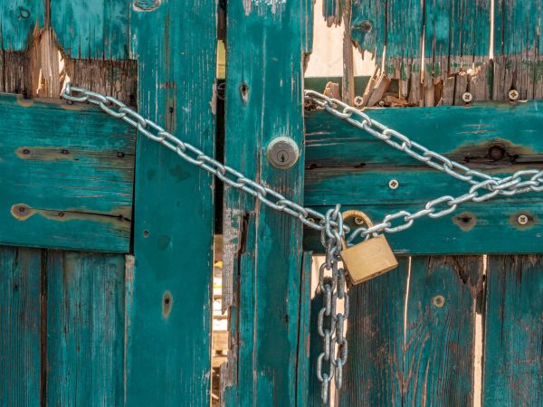 A,Green,Old,Gate,Protected,With,A,Lock,Stopped,Me